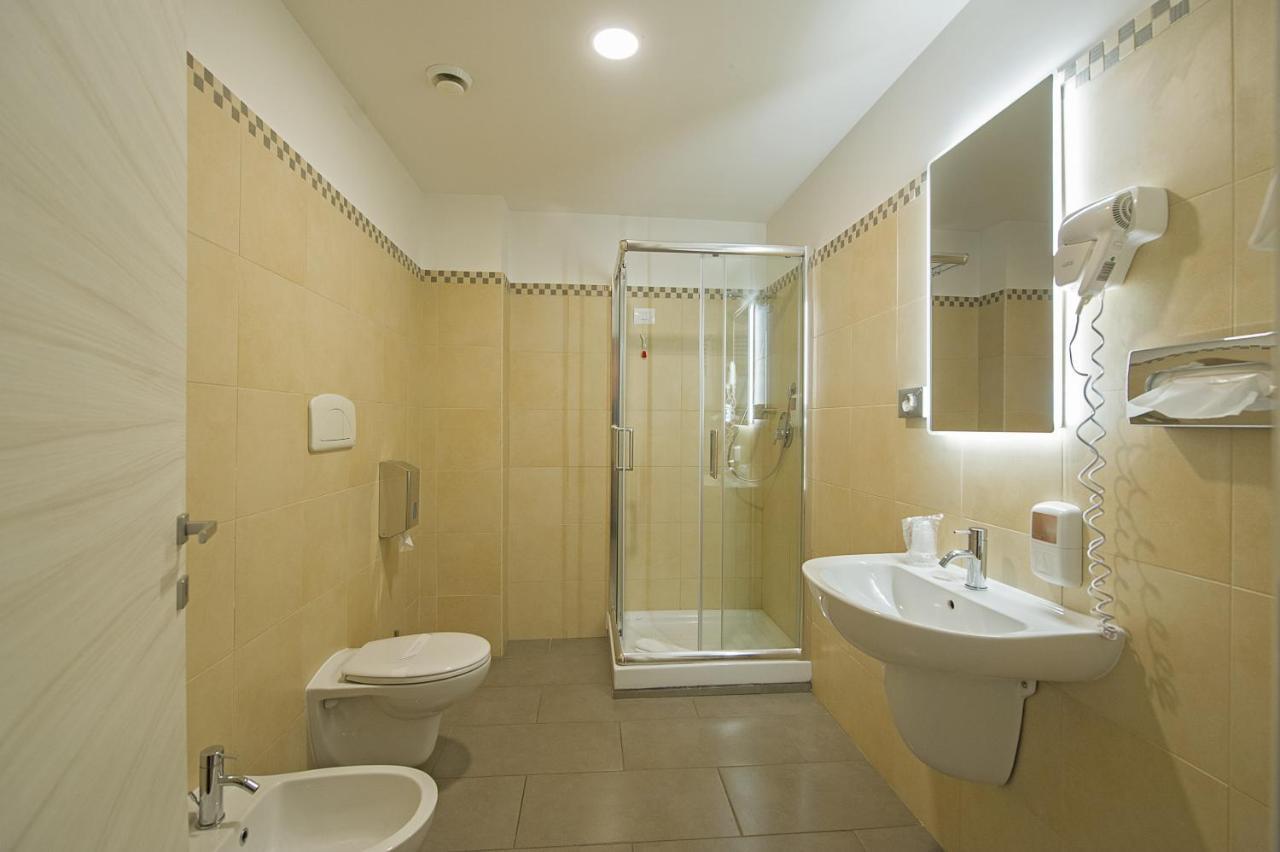Hotel Testani Colleferro Extérieur photo